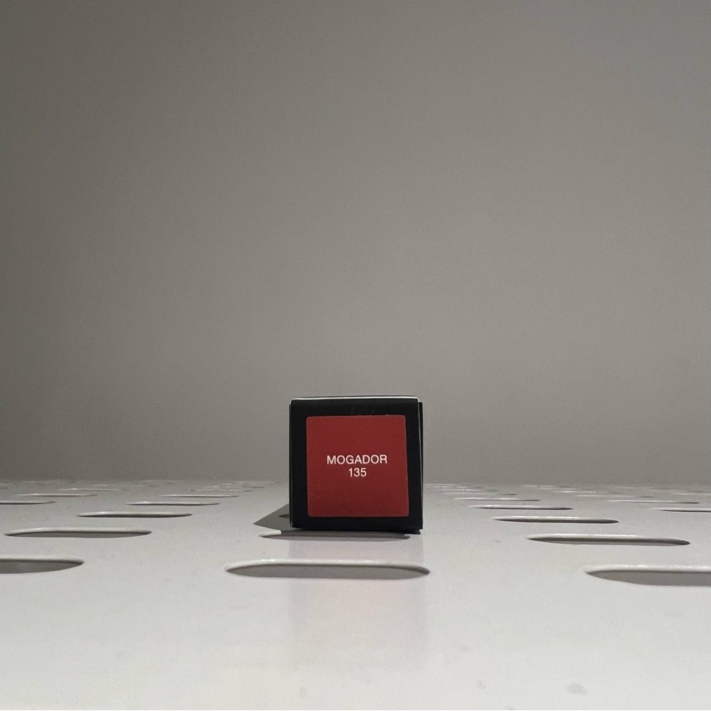 Nars Powermatte Lipstick - Picture 4 of 4